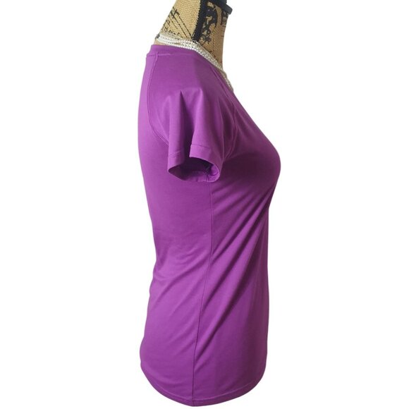 Under Armour Womens V-Neck T-Shirt XS Purple HeatGear Semi-Fitted Run Athletic - Picture 2 of 6